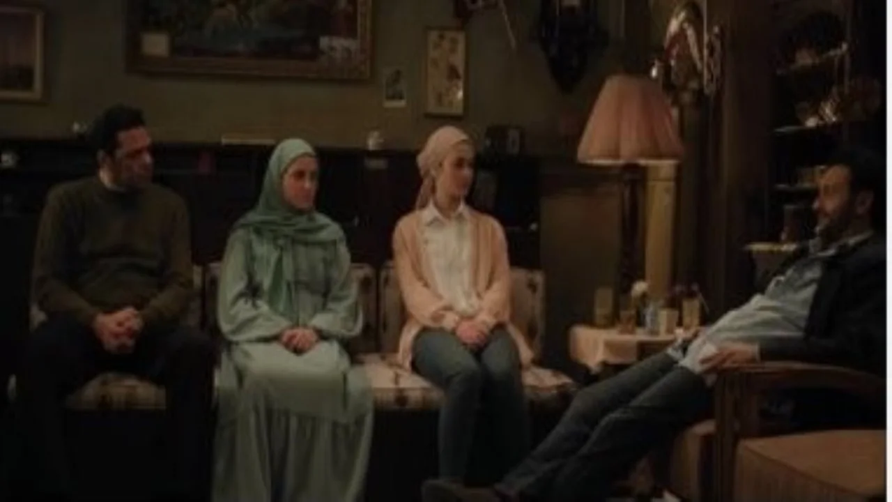 سعد يبتز نرجس وعوني عقب كشف سرهما في مسلسل حكاية نرجس